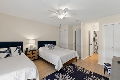UPDATED! This beautifully transformed 2BR, 3BA condo offers the - photo 20