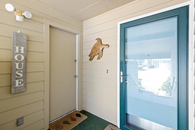 UPDATED! This beautifully transformed 2BR, 3BA condo offers the - photo 25