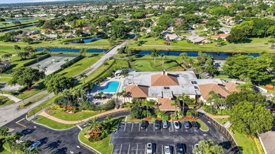 First Floor updated 2 bedroom 2 bathroom unit with a great golf - photo 26