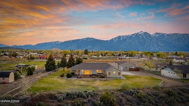 Welcome to this stunning 3-bedroom, 2-bathroom home, perfectly - photo 1