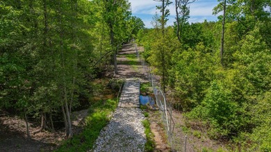 Exceptional Northeast Texas ranch featuring rolling elevation - photo 38