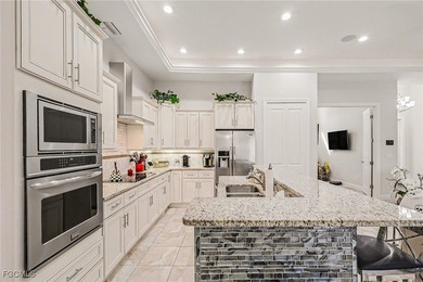 Fantastic 3 bedroom plus den 2 bath 3 car garage gulf access - photo 2