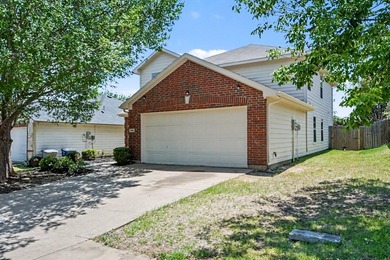 Welcome to this impressive 5-bedroom, 3.5-bathroom two-story - photo 3