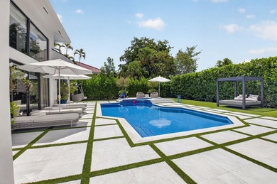 Completely renovated in 2024, this exceptional Woodfield Boca - photo 49