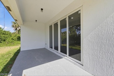 Located in the growing community of Rotonda Lakes, this - photo 12