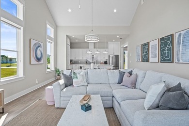 3 Bedroom | 2 Bathroom | Fully Turnkey & Furnished | East-Facing - photo 12