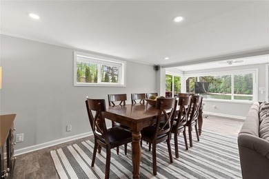 Experience the unmatched beauty and lake lifestyle where - photo 19