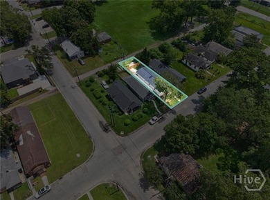 WELCOME HOME TO THIS LOVELY 3 BEDROOM 2 BATH EQUIPPED WITH ALL - photo 22