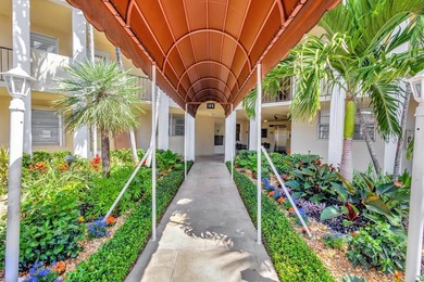 VIEWS! VIEWS! VIEWS! NPB Condo with low HOA fees! Beautiful - photo 24