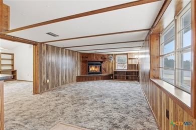 *** Seller offering $5,000 toward buyer's closing costs. ***