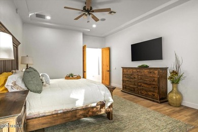 Experience refined desert living in this beautifully remodeled - photo 27