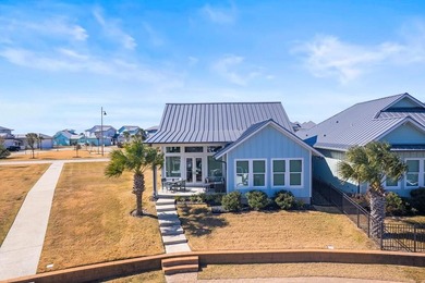 3 Bedroom | 2 Bathroom | Fully Turnkey & Furnished | East-Facing - photo 31
