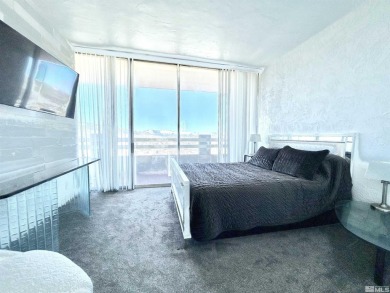 Investor Alert! Stunning Penthouse-Level Condo with Unmatched