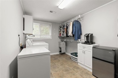 Experience the unmatched beauty and lake lifestyle where - photo 38