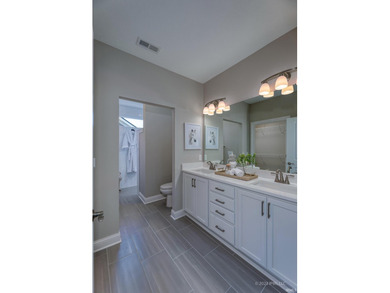 This beautifully designed Palazzo offers the perfect blend of