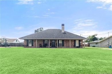 Prien Lake Home For Sale in Lake Charles Louisiana