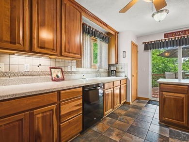 Welcome to beautiful Candlewick Lake, a private gated community - photo 8