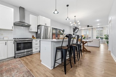 Beautifully designed with a bright, open layout and modern - photo 12