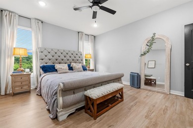 Beautifully designed with a bright, open layout and modern - photo 20