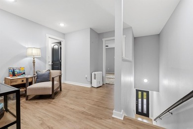 Beautifully designed with a bright, open layout and modern - photo 25