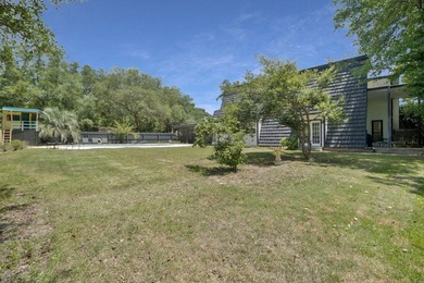 Rarely does a property offer this combination of scale, luxury - photo 8