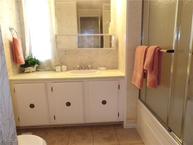 Welcome home to this Charming and Cozy 2 bedroom - 2 full bath - photo 6