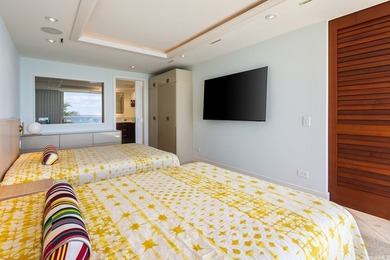 Stunning direct ocean and Diamond Head views welcome you to this - photo 10