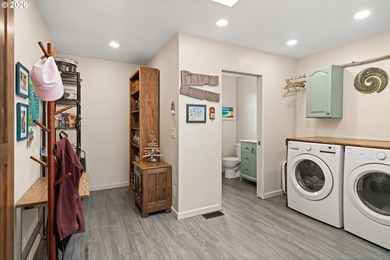 A few times in life we stumble across something we didn't know - photo 13
