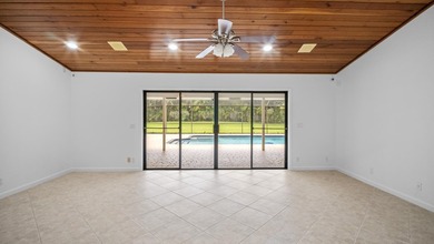 Welcome to this single-story residence in Cypresshead, offering - photo 18