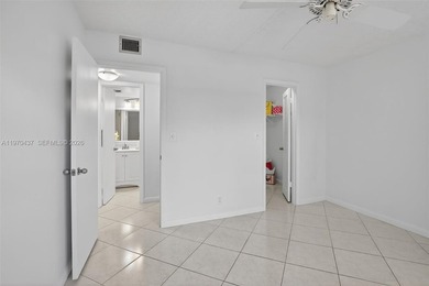2BR / 2BA condo on the 3rd floor with updated bathrooms and a