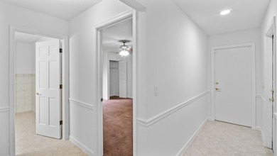 Welcome to this single-story residence in Cypresshead, offering - photo 23
