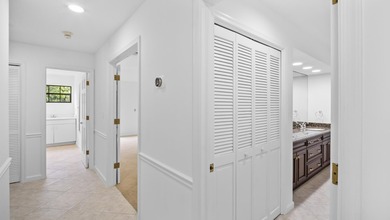 Welcome to this single-story residence in Cypresshead, offering - photo 24
