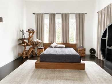Experience luxury living in this stunning contemporary home - photo 10