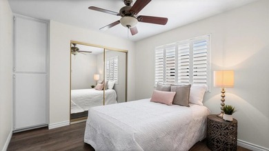 Welcome to this light and bright upstairs 1 bedroom, 1 bath - photo 2