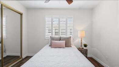 Welcome to this light and bright upstairs 1 bedroom, 1 bath - photo 4