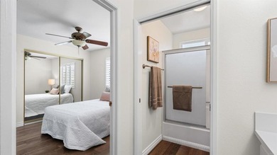 Welcome to this light and bright upstairs 1 bedroom, 1 bath - photo 6