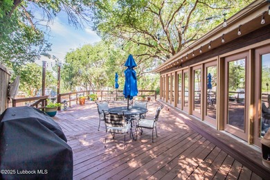 Peaceful lake living meets timeless character in this inviting - photo 4