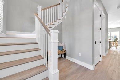 Experience coastal luxury in this fully furnished 2-story Villa - photo 2