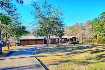 You will love this place!  It offers a feeling of privacy and - Lake Home Sale Pending in Burkeville, Texas