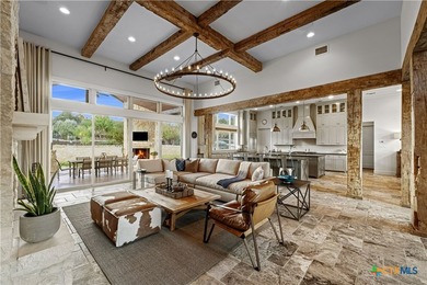 A rare offering, this custom modern ranch estate, set on 15.41 - photo 9
