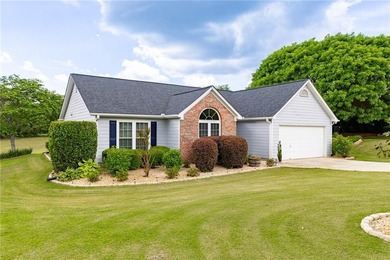 Beautifully updated 3-bedroom, 2-bath ranch nestled on a private - photo 1
