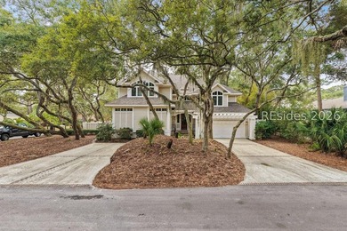 Welcome to a remarkable coastal retreat ideally positioned just - photo 6