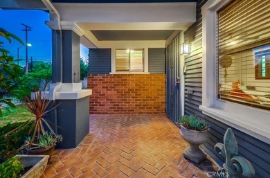 Located in the heart of Retro Row within the highly sought-after - photo 3
