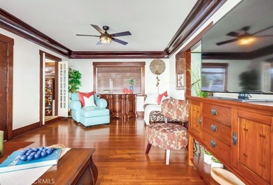 Located in the heart of Retro Row within the highly sought-after - photo 9