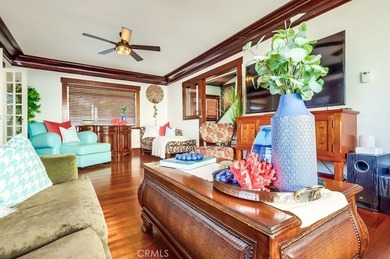 Located in the heart of Retro Row within the highly sought-after - photo 10