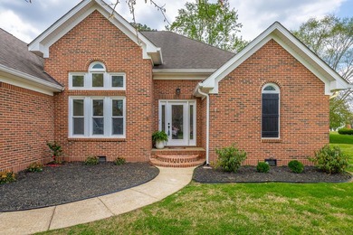 Price Just Reduced - Don't Miss This One! Step into this - photo 11