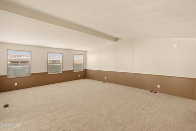 Welcome to this move in ready manufactured home located in the - photo 4