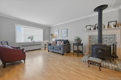 A charming expanded 3-bedroom, 2.5-bath split-level home located - photo 6