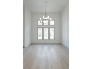 Price Just Reduced - Don't Miss This One! Step into this - photo 18