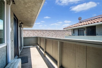 Welcome to 2423 Deodar St. #4, a beautifully maintained - photo 19